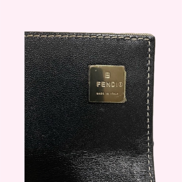 AUTHENTIC Fendi Vintage Zucca Monogram Continental Wallet / Crossbody - Picture 12 of 16